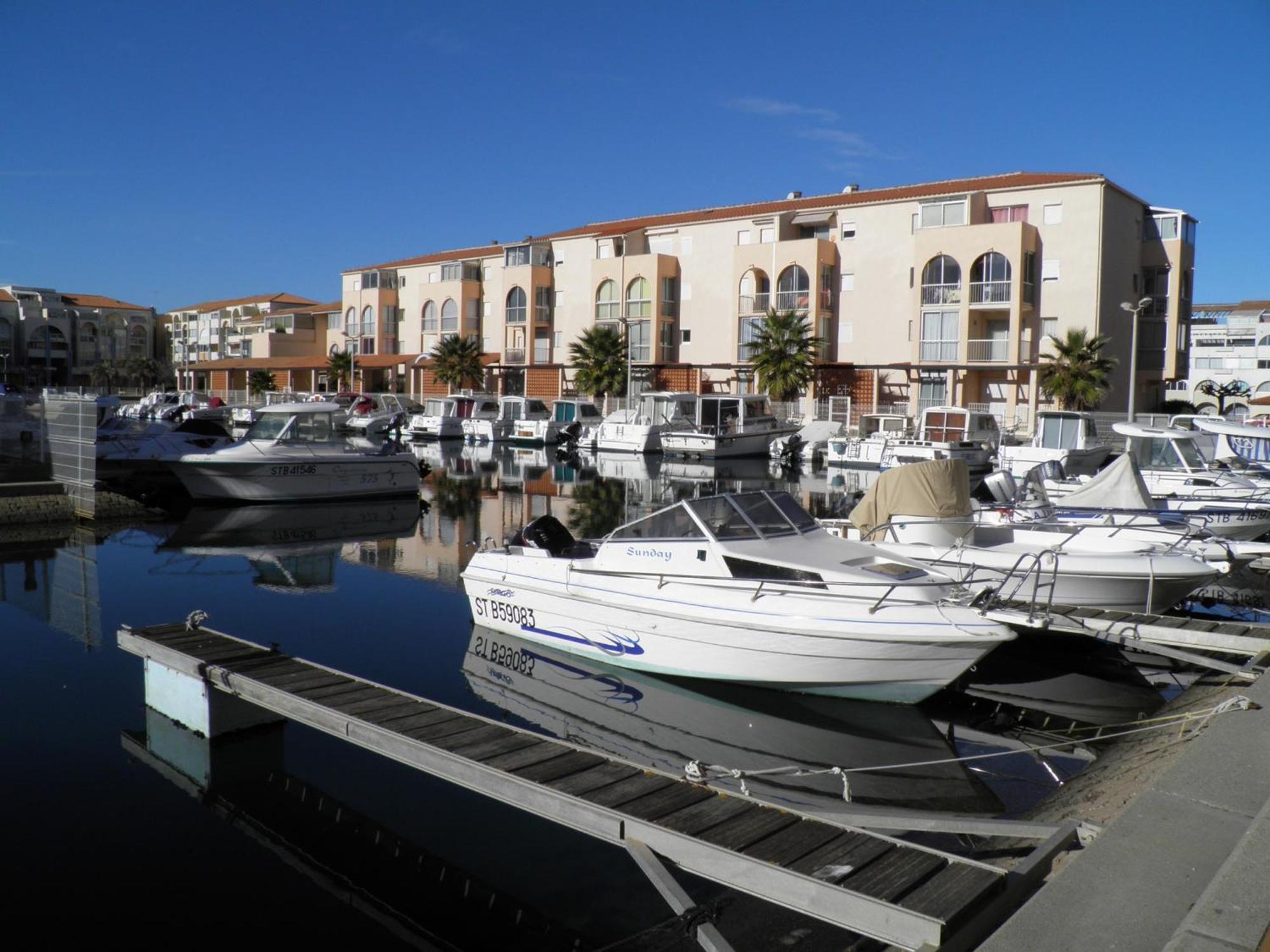 3P Climatise Avec Parking, Piscine, Proche Plage Et Commerces A Sete - Fr-1-338-497 Exterior photo